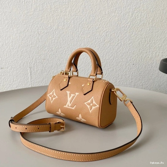 LOUIS VUITTON SPEEDY NANO 0501